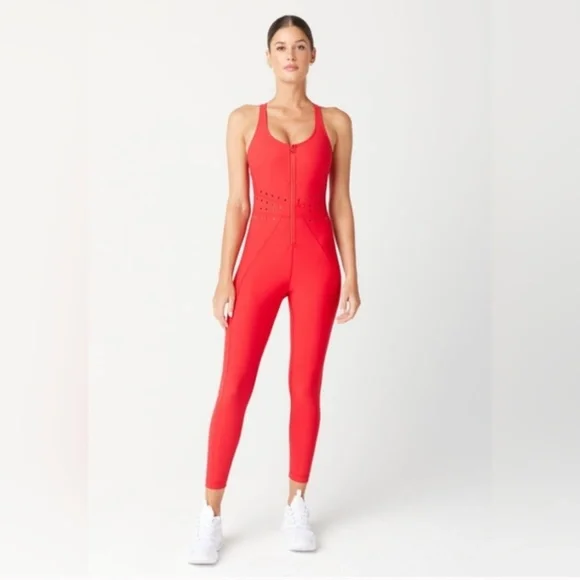 7. NWT- GIGI C hunter jumpsuit red Sz XS - Picture 1 of 5